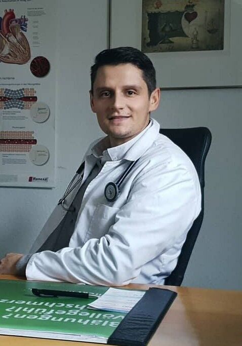 Liječnik Reumatolog Davor